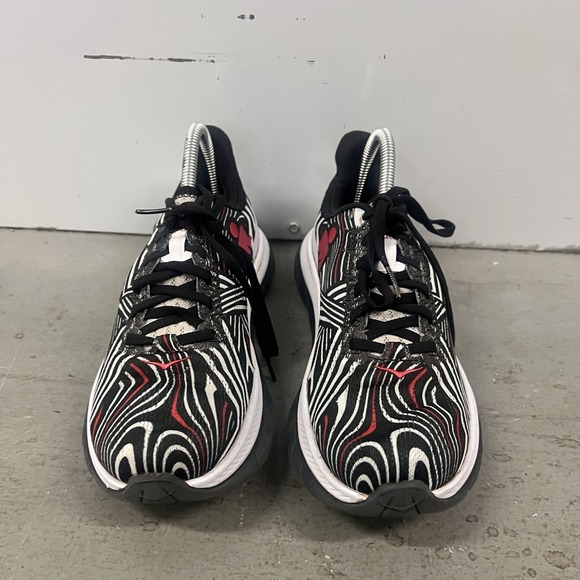 Hoka One One Mach 5 Running Shoes Black White Red Womens Size 7.5 B Marathon - Picture 5 of 9